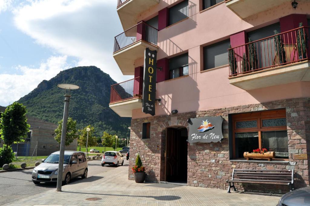 Hotel Flor De Neu เอลปอนต์ เด ซูเอร์ต ภายนอก รูปภาพ