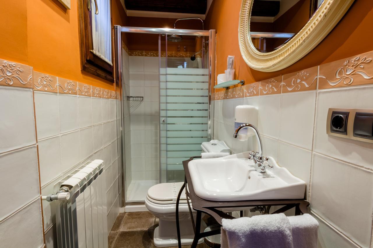 Hotel Flor De Neu เอลปอนต์ เด ซูเอร์ต ภายนอก รูปภาพ
